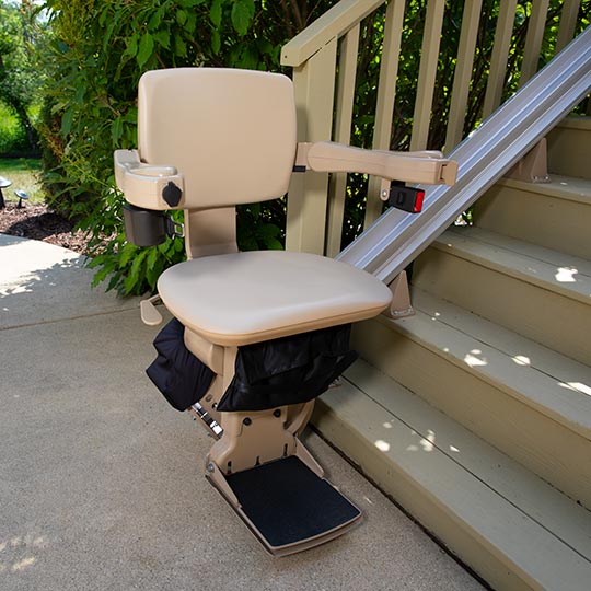 Riverside Outdoor Exterior stairway staircase lift