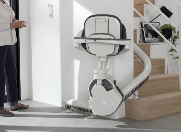 AccessBDD Flow X stair lift