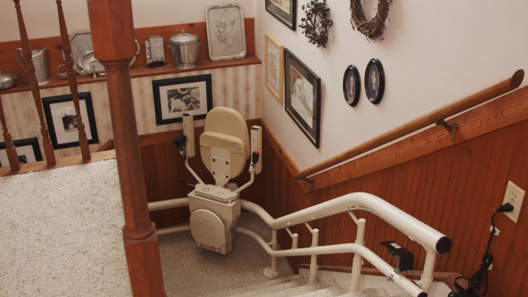 Harmar Helix curved stair lift