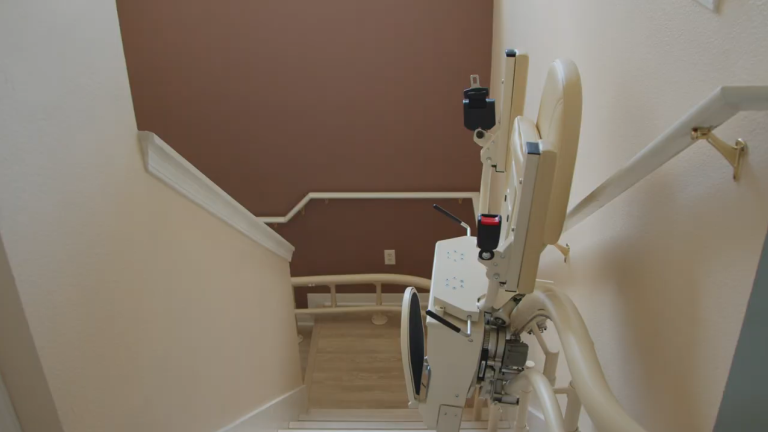 Harmar Helix curved stair lift