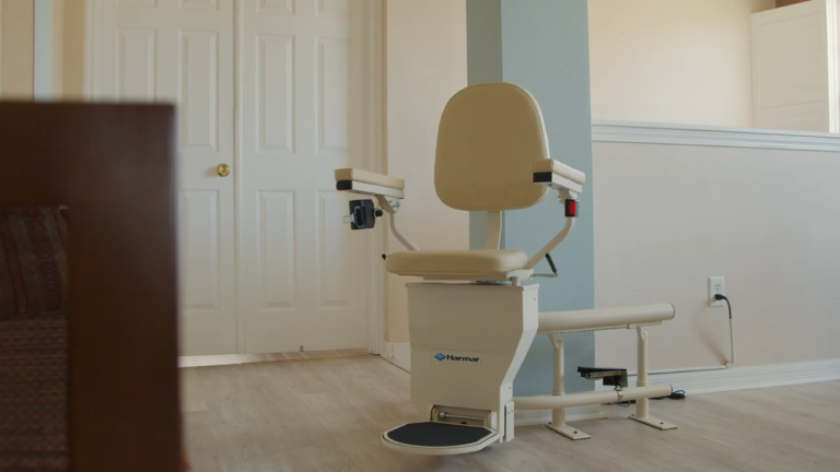 Harmar Helix curved stair lift
