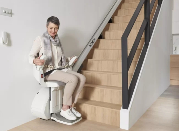 AccessBDD HomeGlide stair lift