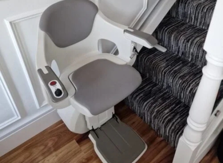 AccessBDD HomeGlide stair lift
