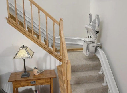 Bruno Elite curved stair lift